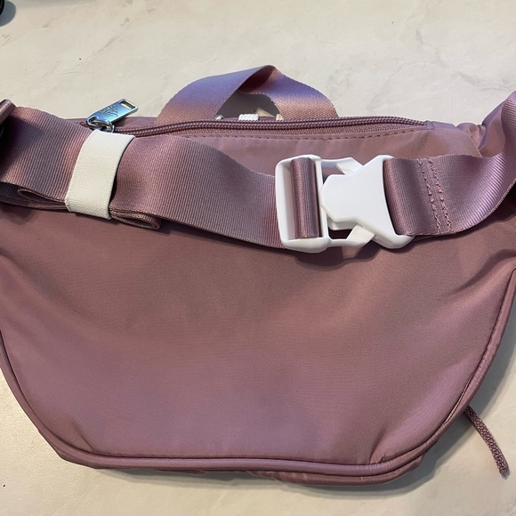 Adidas waist bag / Fanny pack - Picture 5 of 6